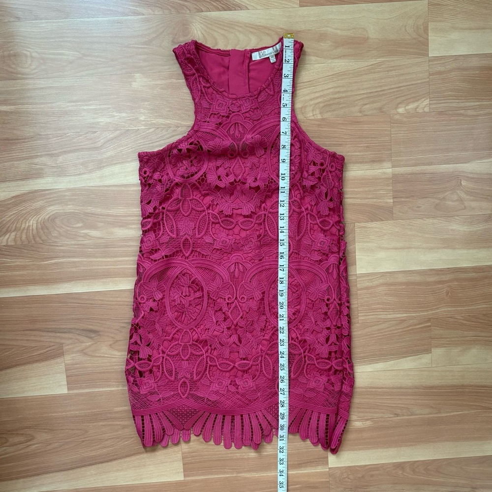 Lovers and Friends Caspian Lace Floral Shift Mini Dress in Fuchsia Size XSmall - Picture 9 of 16